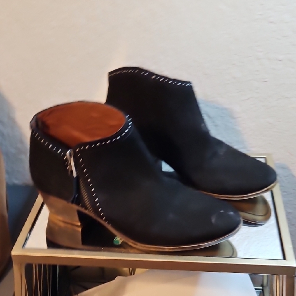 Lucky Brand Black Ankle Booties with Stacked Heel